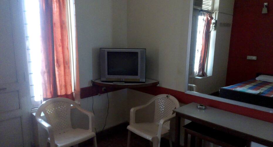 Sirsat Lodge, Goa 5